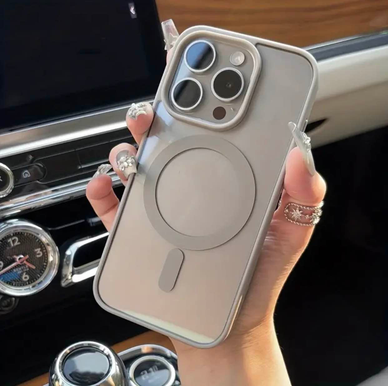 iPhone Luxury Magesafe Case With Camera Lens